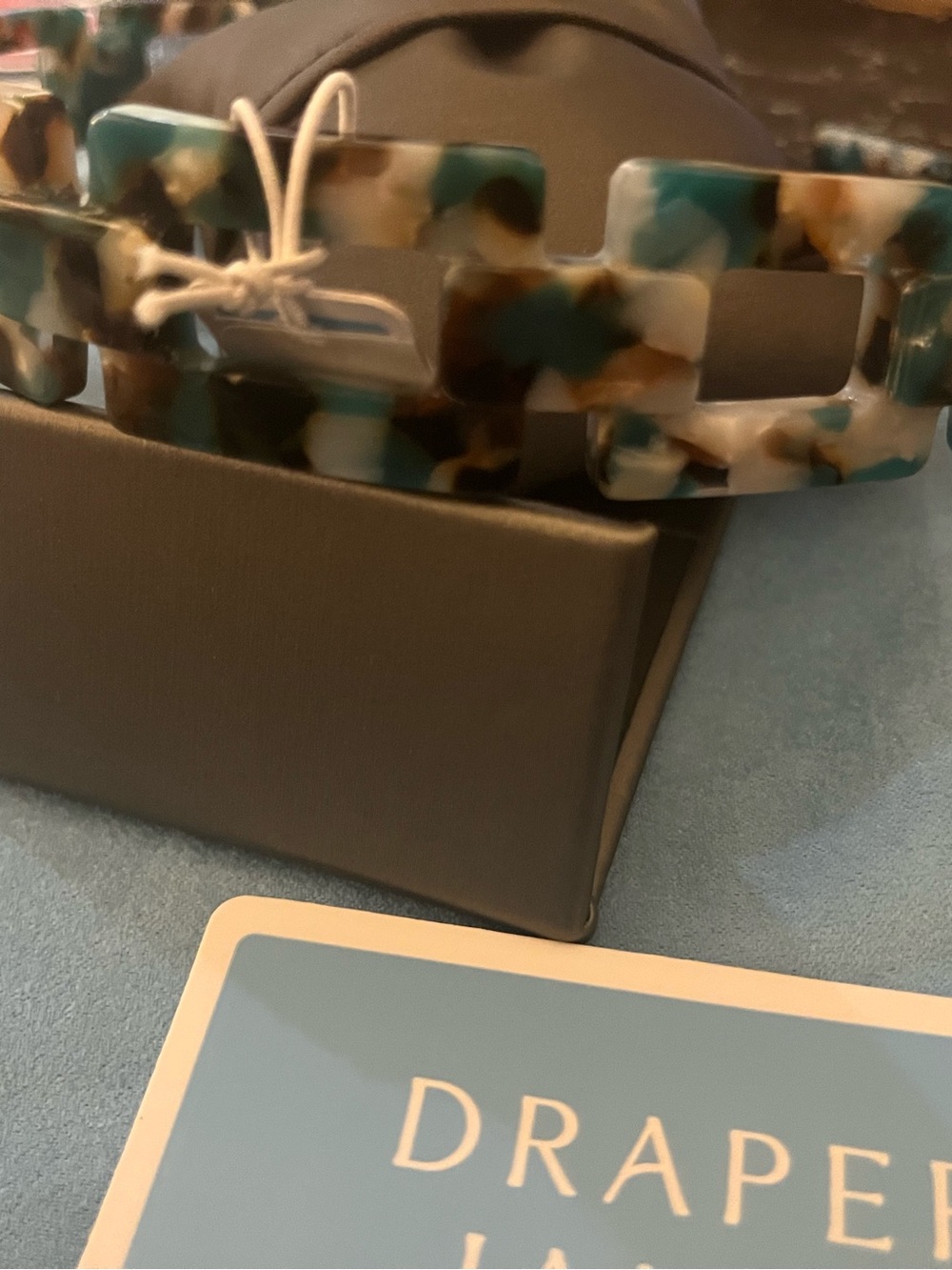 Draper James Blue, Brown Tortoise  Chain Link Headband. - Picture 4 of 6